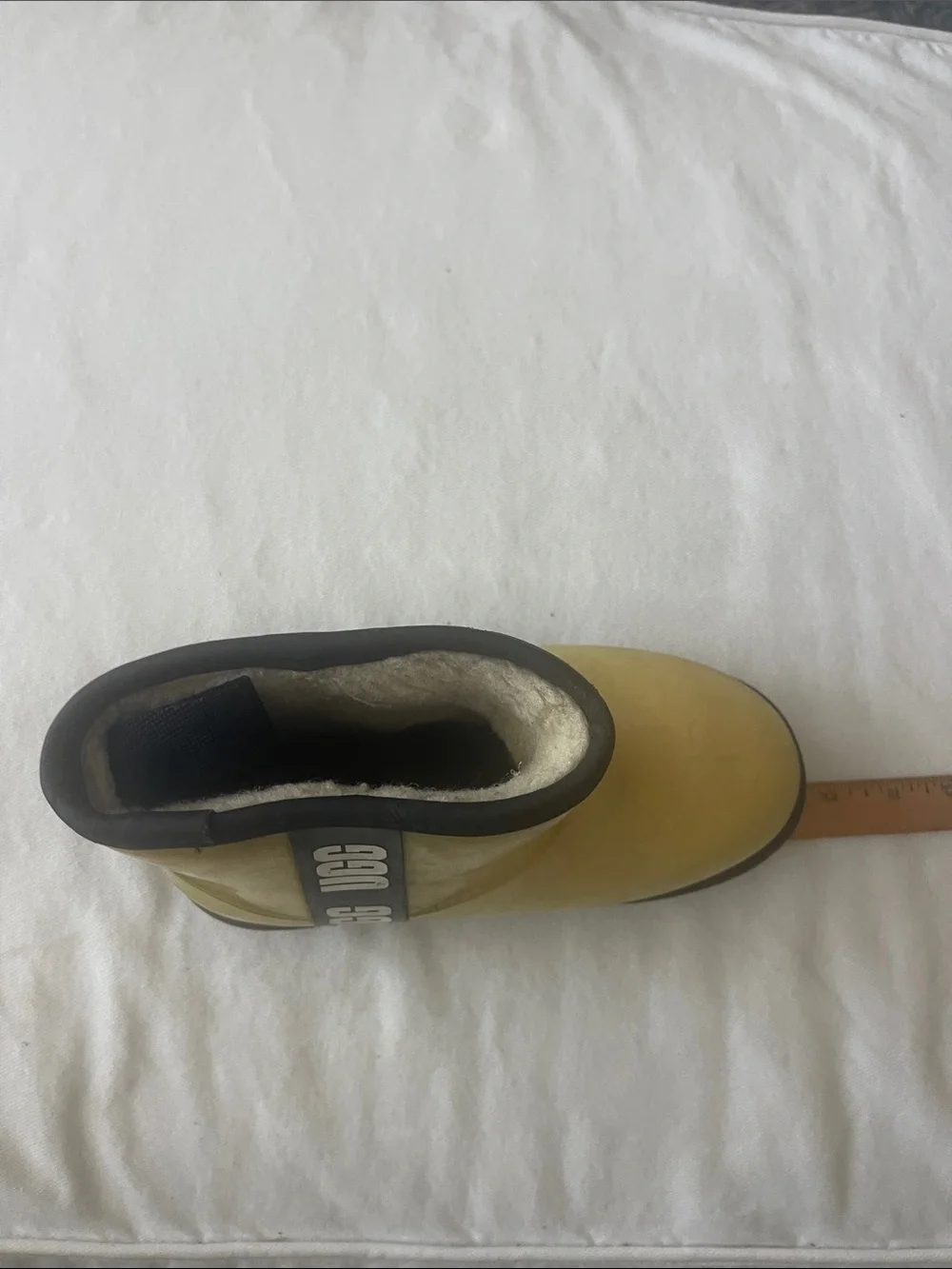 UGG Kids' Size 2? Yellow Shearling-Lined Ankle Boots